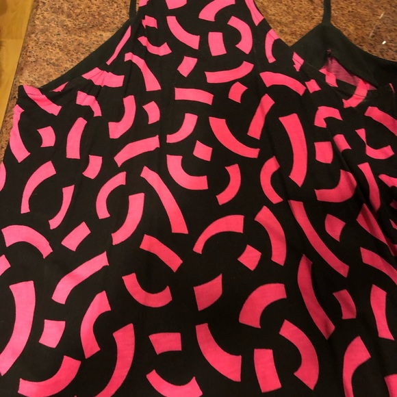 H&M Tank Top - Picture 1 of 3